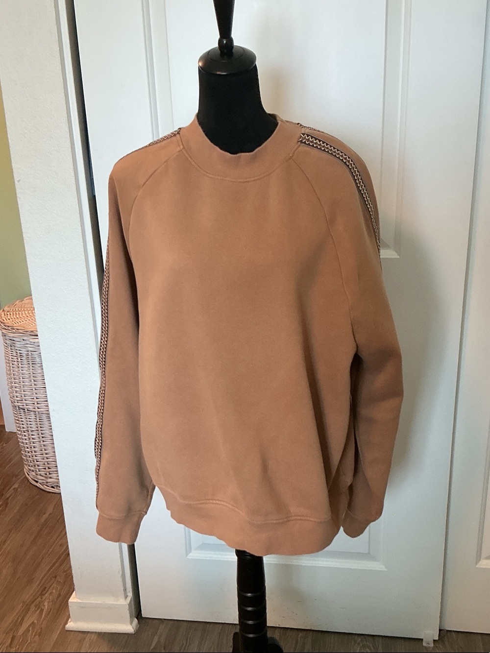UGG Tasman Men's Crewneck Sweatshirt in Tan with Shoulder Trim L